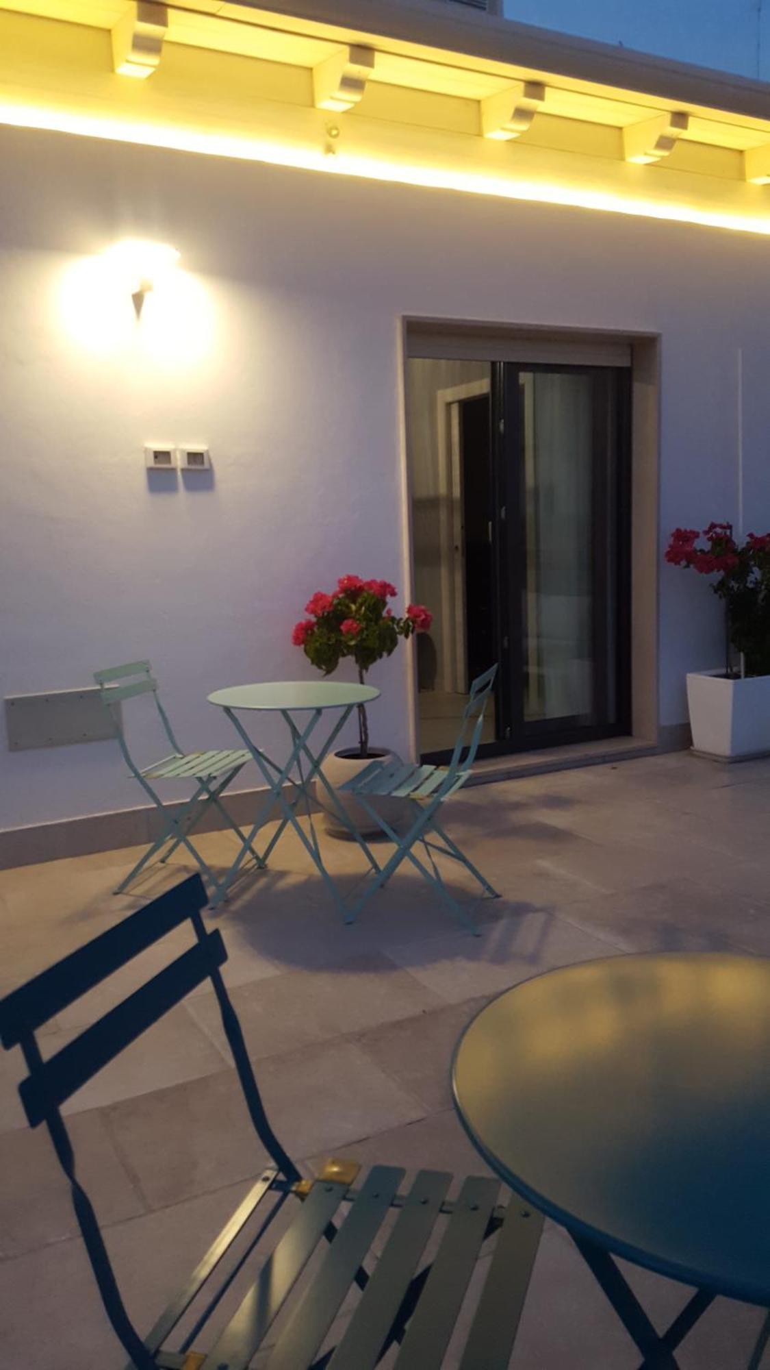 Del Corso Con Parcheggio Custodito
